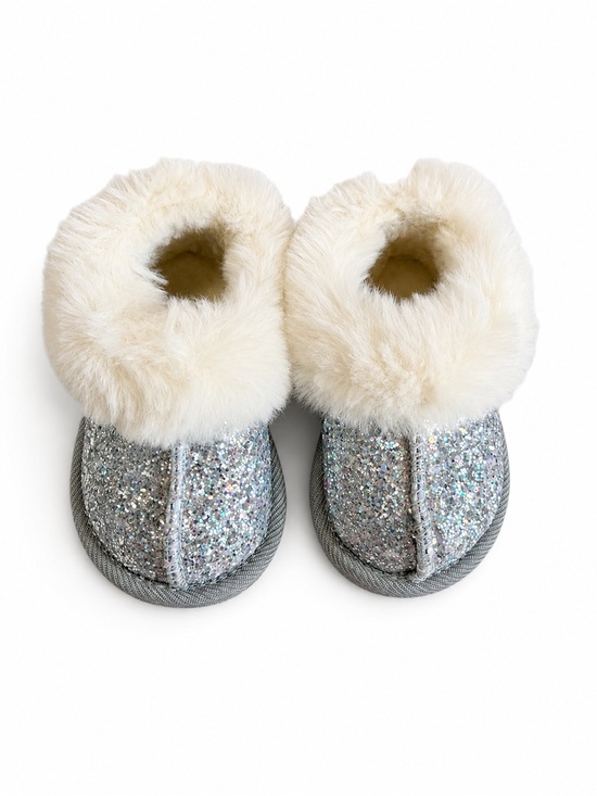 Cat & Jack Other - Cat & Jack Toddler Girls Silver Glitter Faux Fur Slippers Size 5